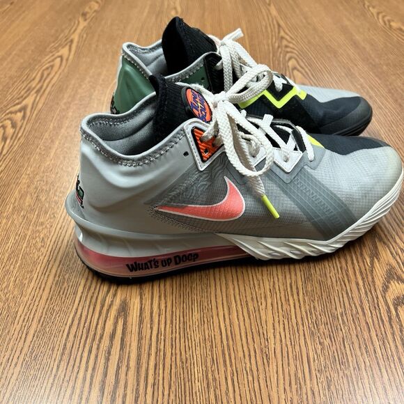 Nike Lebron XVIII Tune Squad - Bugs Bunny Vs Martian-Grey/Black-Space Jam Size 8 - Picture 3 of 12